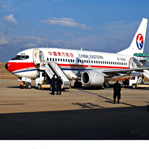 阜阳机场货运航空快运业稳步发展的原因是什么？
